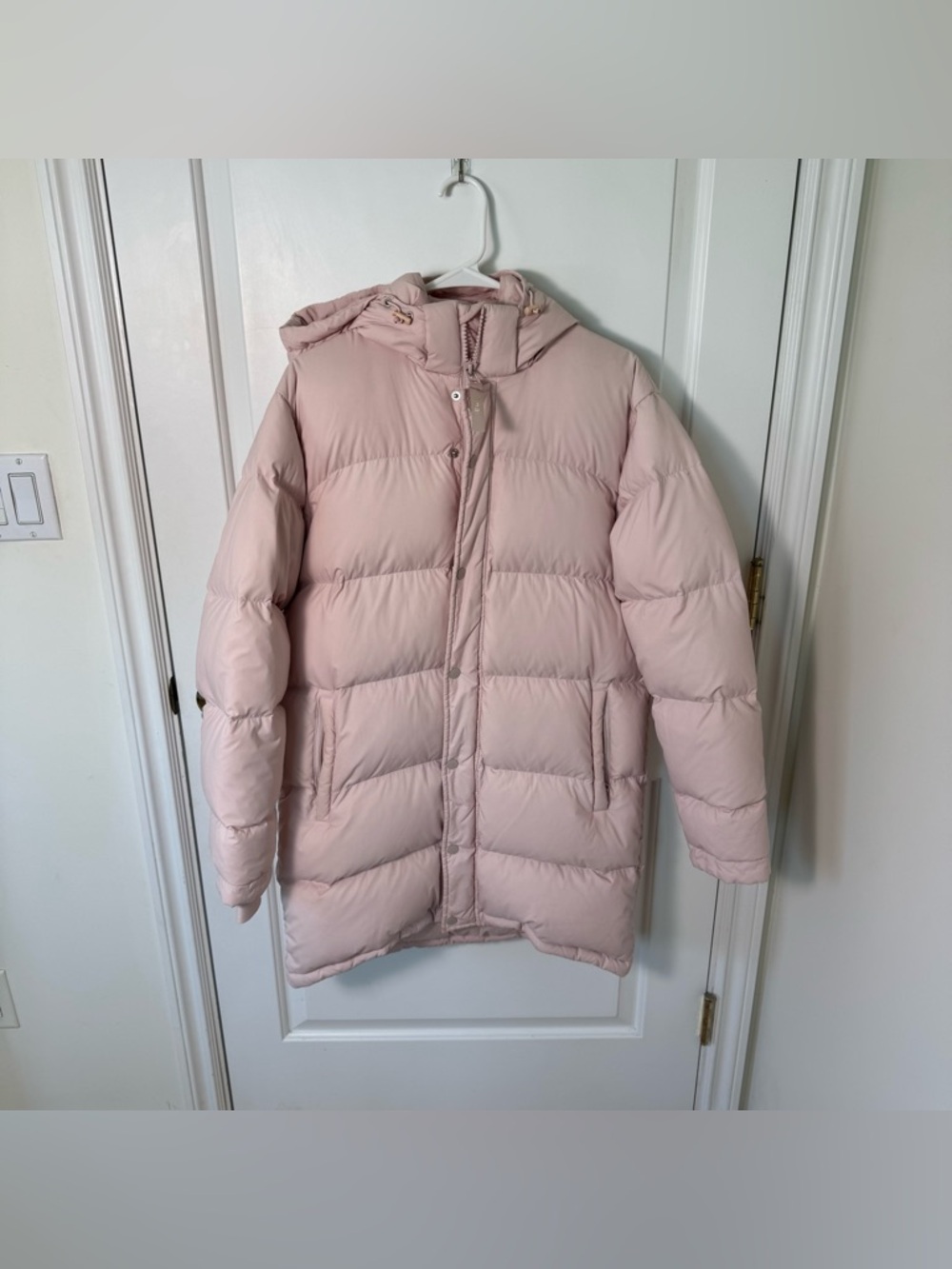 Aritzia TNA The Super Puff Mid Baby Pink